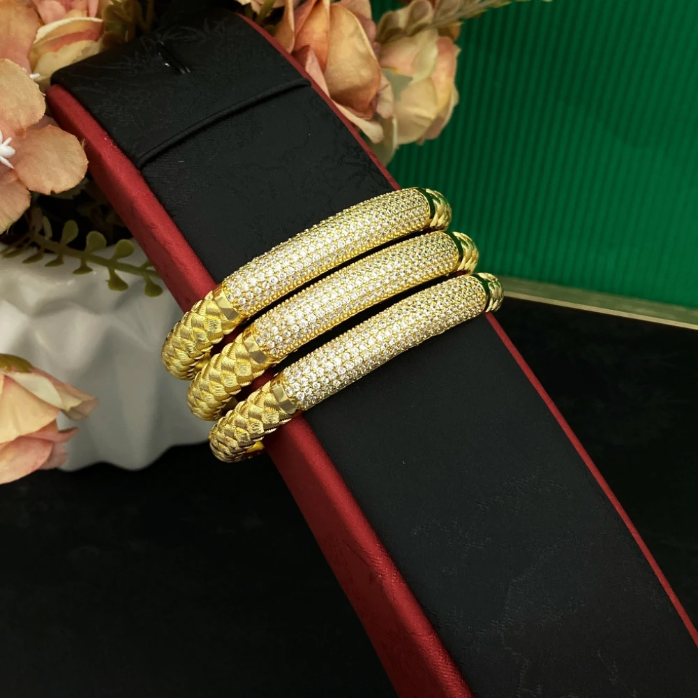 مجموعة مجوهرات نسائية مطلية بالذهب على طراز JRH Dubai مع سوار من الزركون الاصطناعي وقلادة وأقراط وإكسسوارات زفاف فاخرة