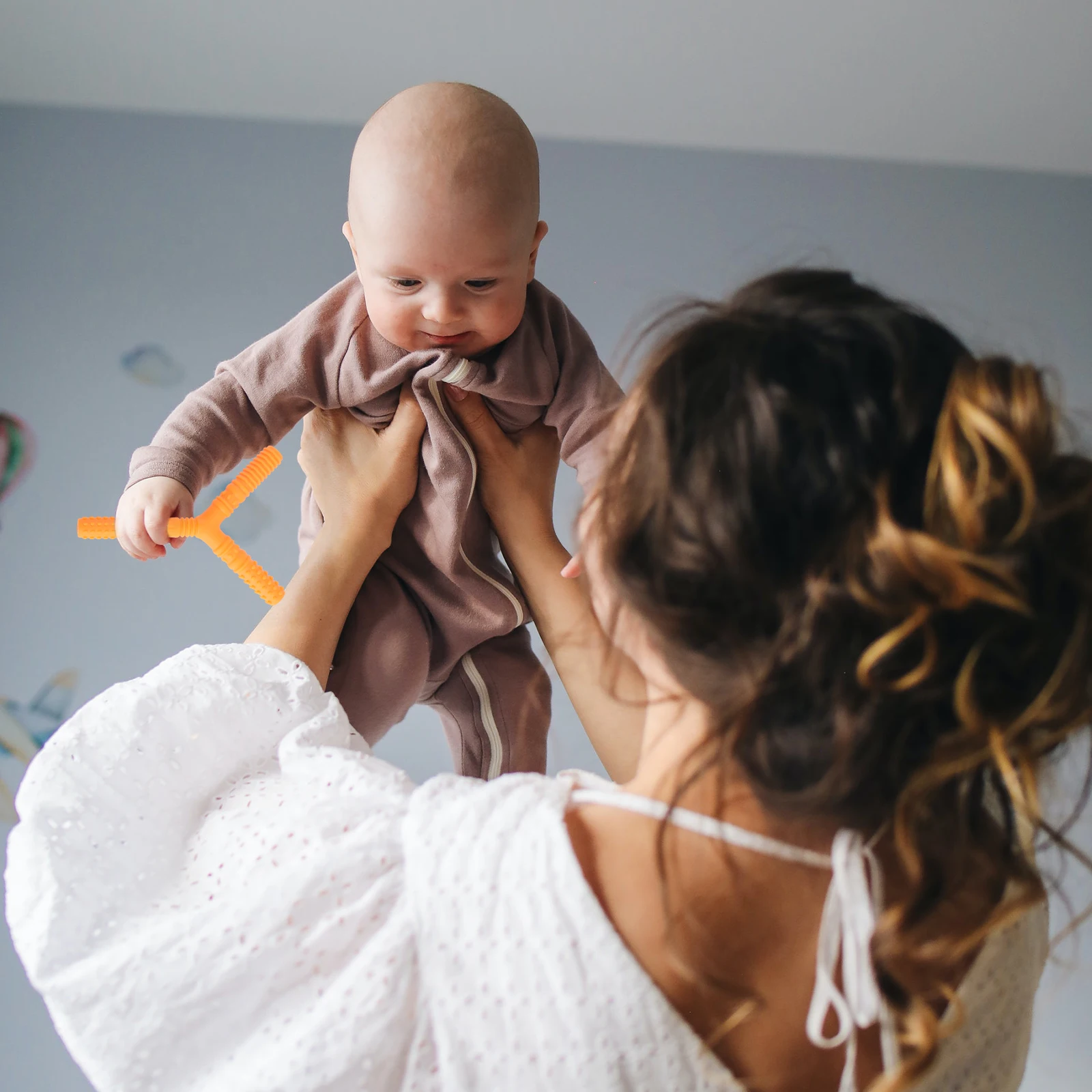 

1 шт., полые силиконовые стержни для моляров, детские жевательные прорезыватели для младенцев, гибкие полые прорезыватели, щетка для чистки трубок, облегчение боли моляров