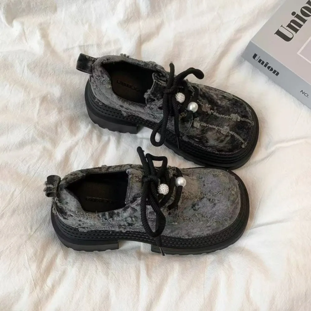 Vintage Wasteland Women Platform Loafers, Distressed Fabric Lace Up Round Toe Pearl Ornament Height Increasing Casual Footwear
