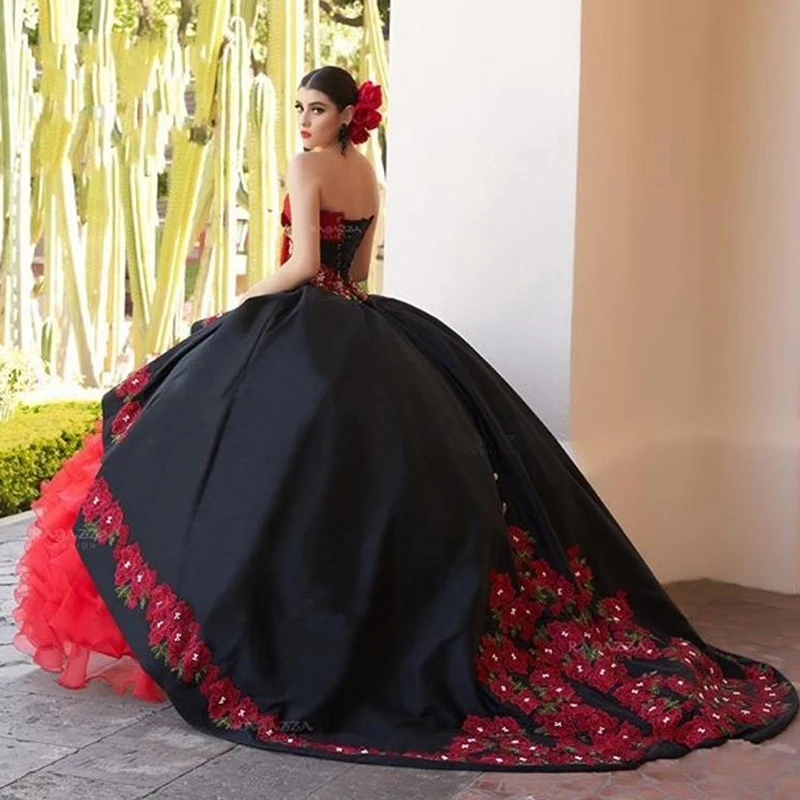 Embroidery Black Ball Gown Quinceanera Dresses Off Shoulder Ruffles Mexican Sweet 16 Dresses vestidos de quinceaneras Customized