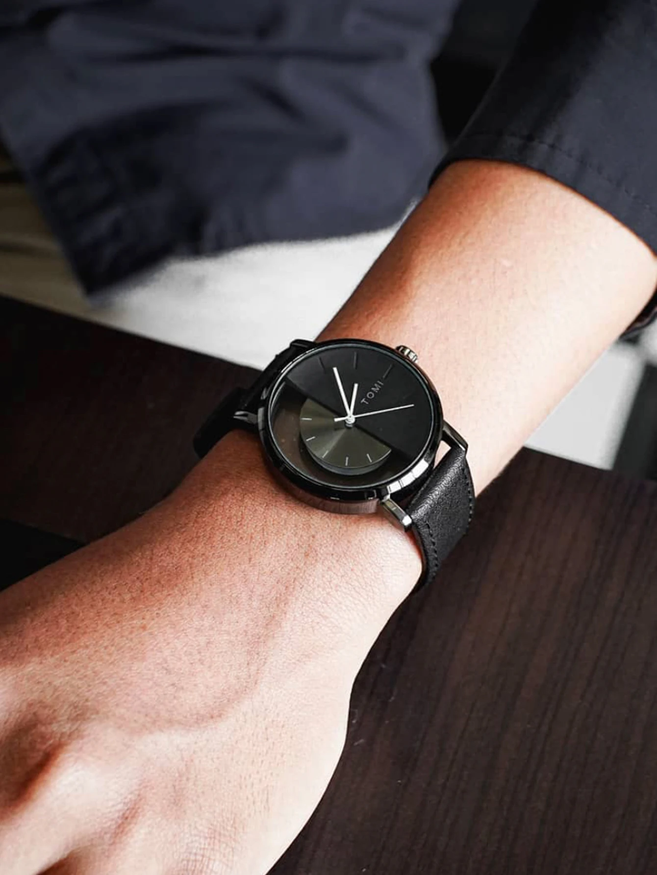 TOMI 3PCS Luxus Business Geschenk Box Set Männer Uhr Brieftasche Einfache Freizeit Kreative Hohl Zifferblatt Männer Quarzuhr Uhr uhr Geschenke – Detail 5