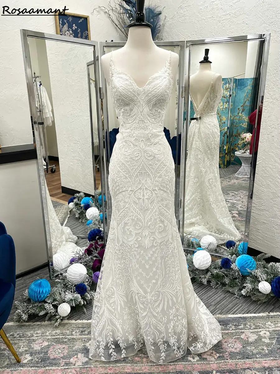 

Bohemian Spaghetti Straps Backless Mermaid Wedding Dresses Sleeveless Appliques Lace Country Bridal Gowns