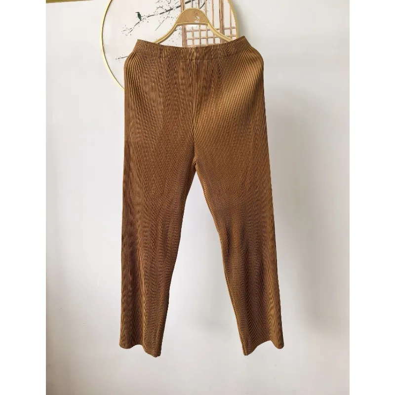 2026 Lente Miyake Geplooide Honderd Elastische Taille Rechte Broek Damesmode Commuter Eenvoudige Sport Casual Broek Rimpelvrij