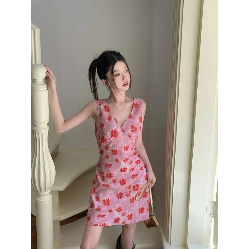 

French Holiday Style V-neck Floral Sleeveless Vest Dress Summer New Slim-fitting and Thin Chic Versatile Short Skirt Temperament