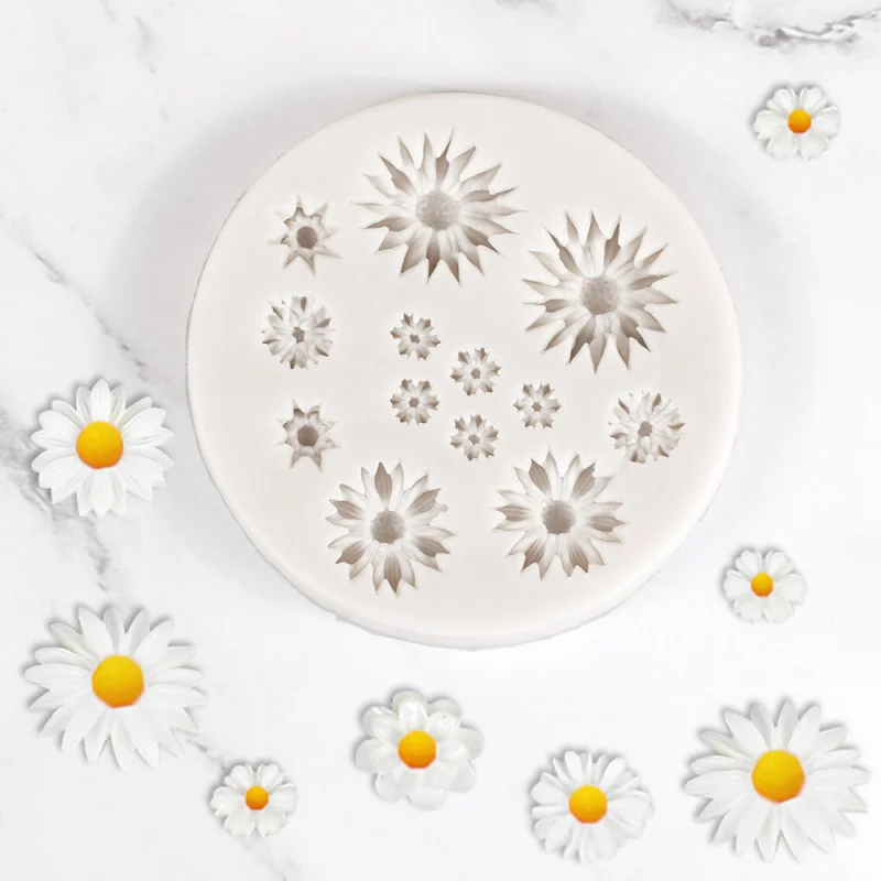 New Multi-Joint Simulation Little Daisy Petals Fondant Silicone Mold DIYChocolate Decoration Cake Baking Tools