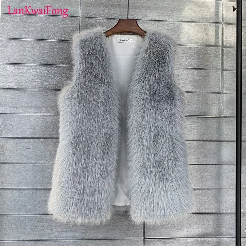 

2024 Elegant Streetwear Women Thick Warm Faux Fox Fur Vest Coats Winter Fly Sleeveless Fashion INS 2023 Warm Outwear Tops