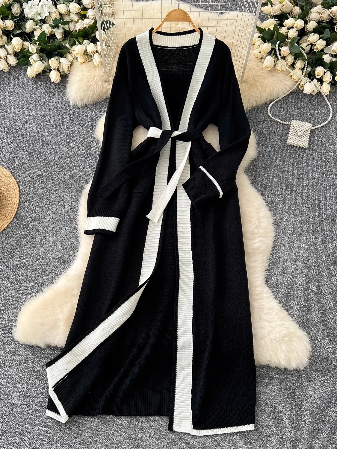 كارديجان نسائي أنيق وفضفاض محبوك مع فستان طويل بأكمام طويلة وحزام خصر عالي، معطف سترة عصري بألوان متباينة لفصلي الخريف والشتاء