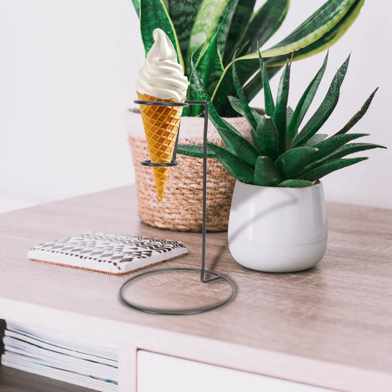 Metal Ice Cream Cone Holder Rack – Durable Display Stand for Bakery, Home & Party Use