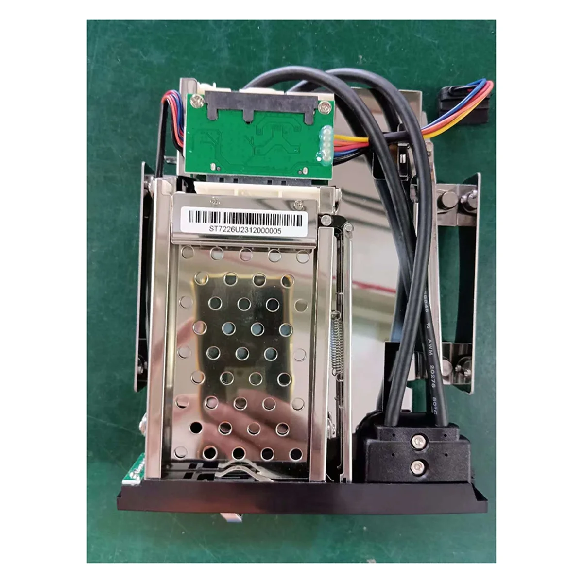 Caixa de disco rígido interna com slot duplo de 5,25 polegadas 2,5 + 3,5 polegadas SATA HDD / SSD Gabinete Design sem ferramentas com 2 fechaduras de segurança-ABRJ