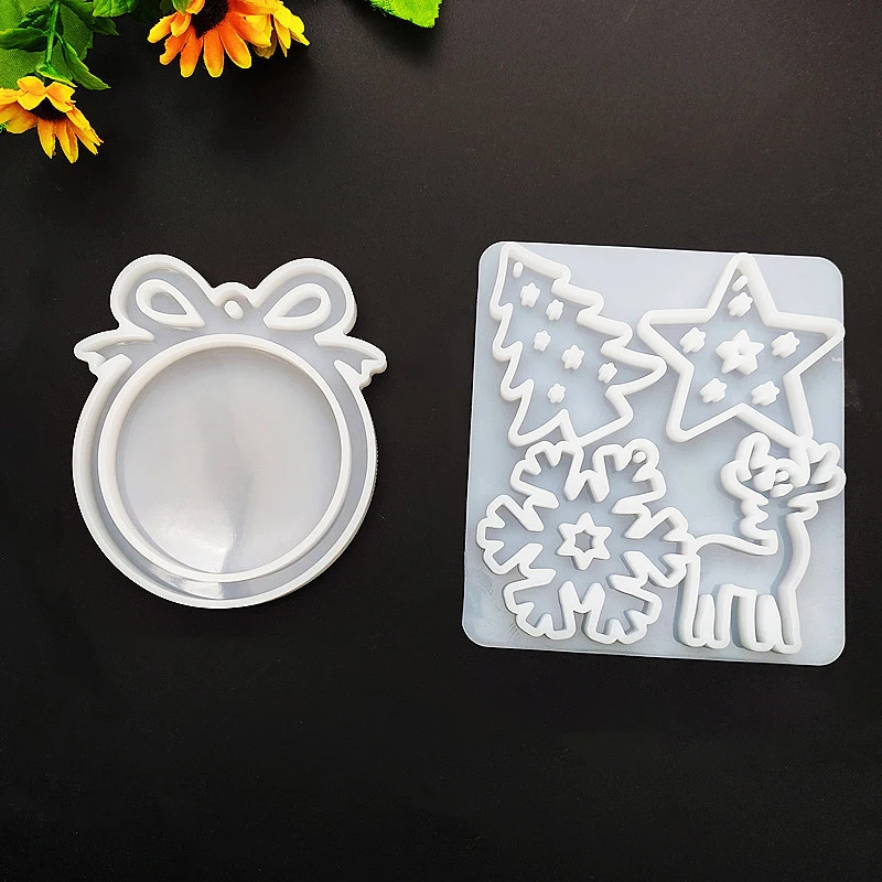 2PCS Christmas Decoration Hanging Silicone Molds DIY Christmas Tree Pendant Bow Circle Snowflake Elk House Plaster Mold Handmade