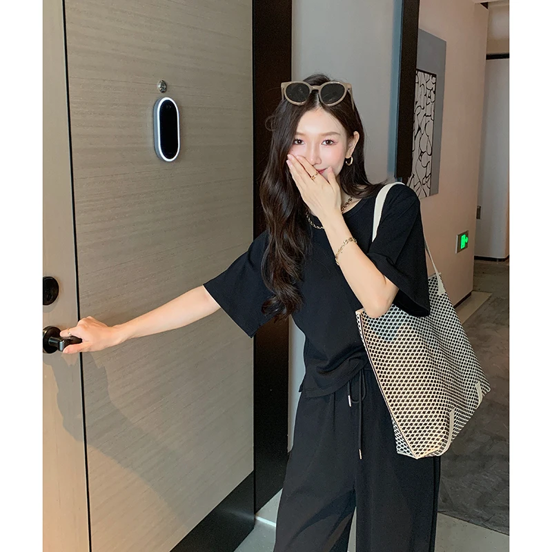 

Новый комплект Yum из чистого хлопка для женщин: футболка, юбка и брюки — повседневный стиль для деловых девушек (комплект из четырех предметов)