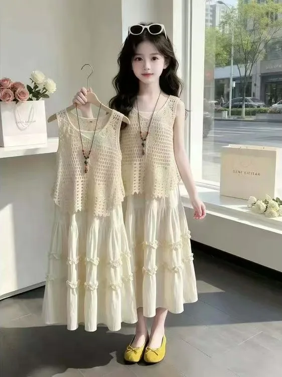 

Girls Summer Bohemian Holiday Style Hollow out Vest Ruffle Trim Set Child Fashionable Sleeveless Top And Skirt Ensemble