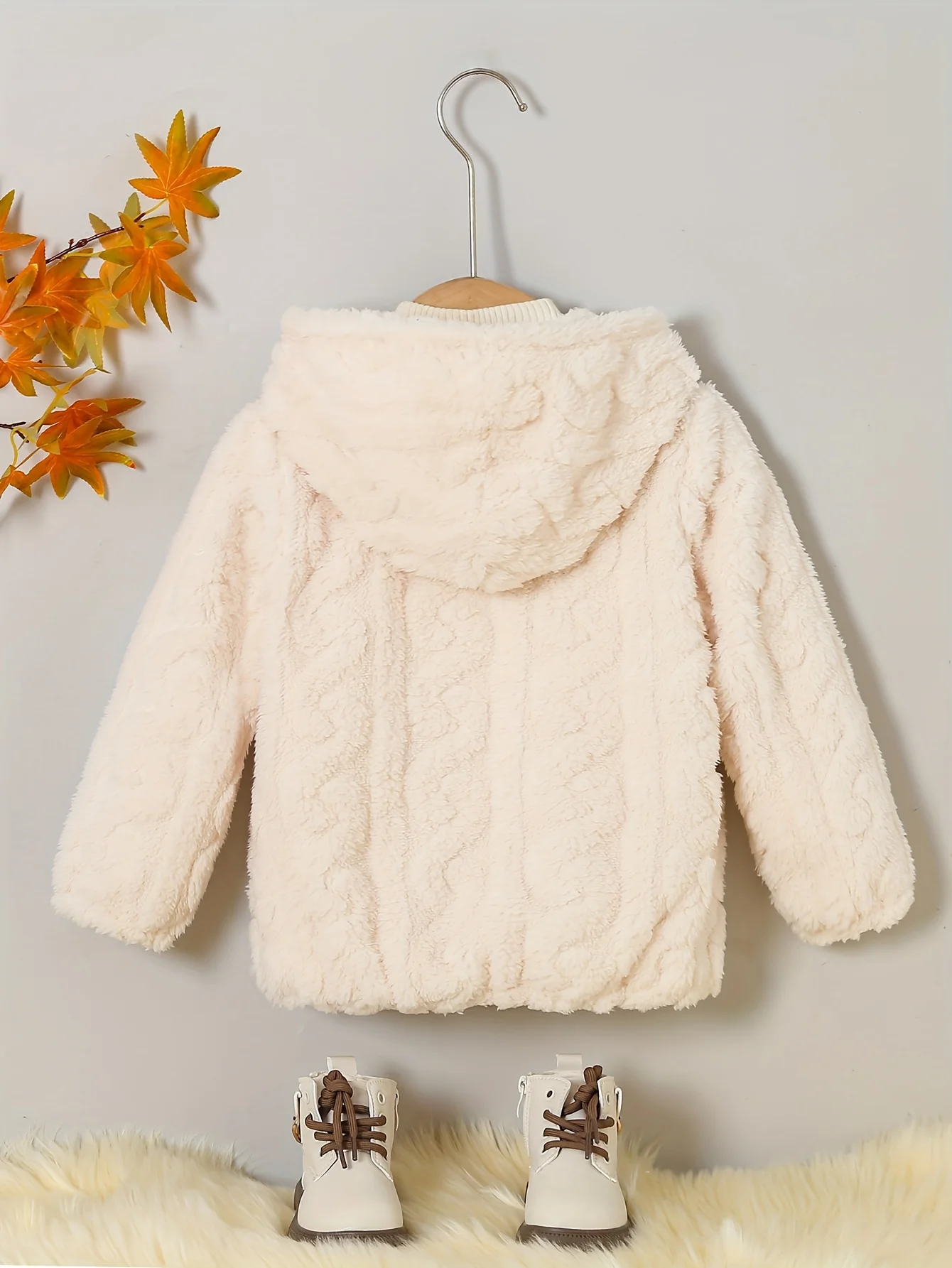 Girls Autumn-Winter New Outdoor Plush Hooded Beige Jacket Girls Fashion Fluffy Jacquard Comfortable Warm Thick Zipper Coat