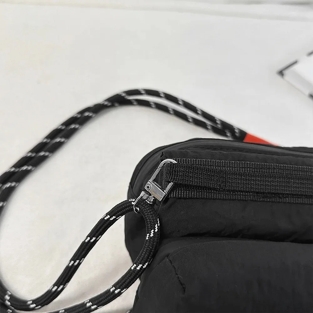 

Portable Sports Single Shoulder Bag Functional Breathable Water Cup Bag Lightweight Nylon Water Bottle Bag Small Square Bag