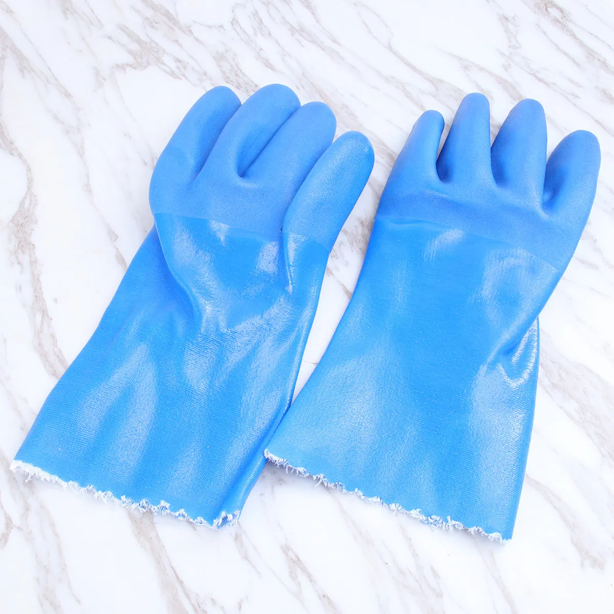 

2 пары промышленных рабочих перчаток, устойчивых к кислотам и щелочам, нескользящие, с длинными манжетами, резиновые, маслостойкие, водонепроницаемые, с текстурированной поверхностью, для использования в помещении и на улице