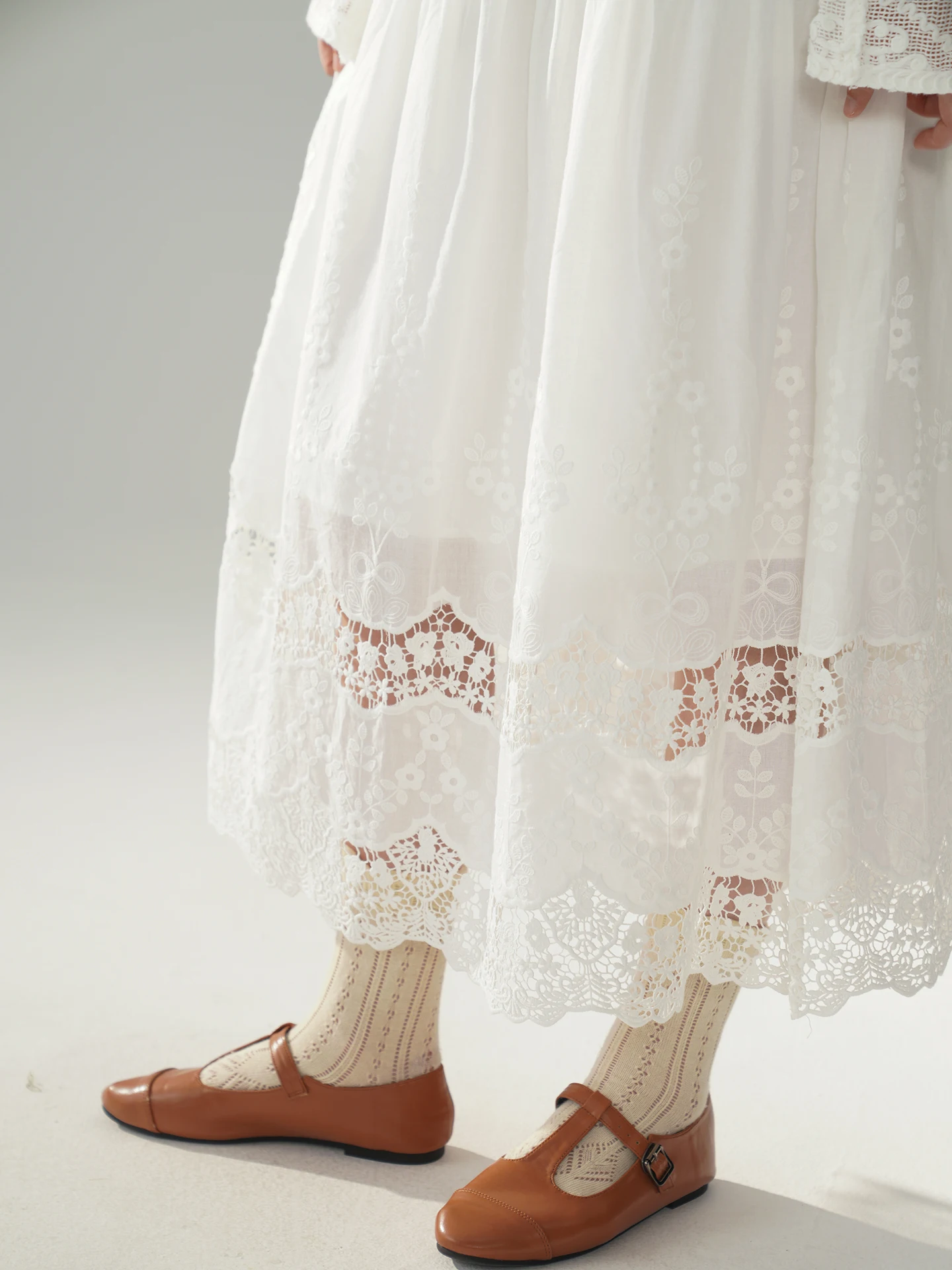 62-100cm Bust Spring Summer Fall White Long Skirts Women Mori Girls Elegant Exquisite Embroidery Hollow Out 100%Cotton Skirts