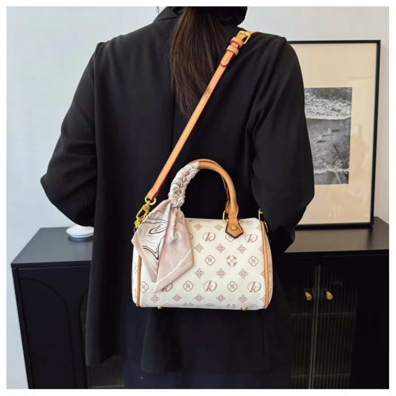 

First-Class Women's Shoulder Bag Made Of Goatskin Leather With Trendy Amsterdam Vintage Spacious Soft Daily Look