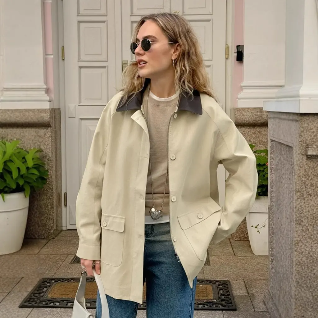 

Beige Contrast Lapel Jacket British Vintage Style Loose Fit Cotton Coat for Women Mid-Length Autumn Winter Commuter Outerwear