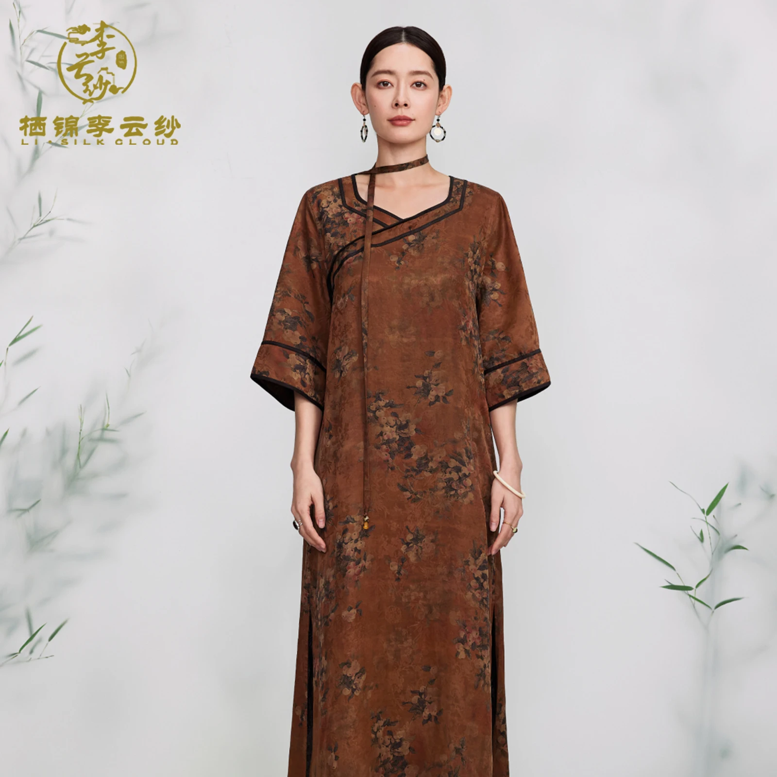 LI SILK CLOUD xiangyunsha Dress - Chinese Classic Style with Vintage Prints, Authentic Silk Fabric Guangdong Gauze