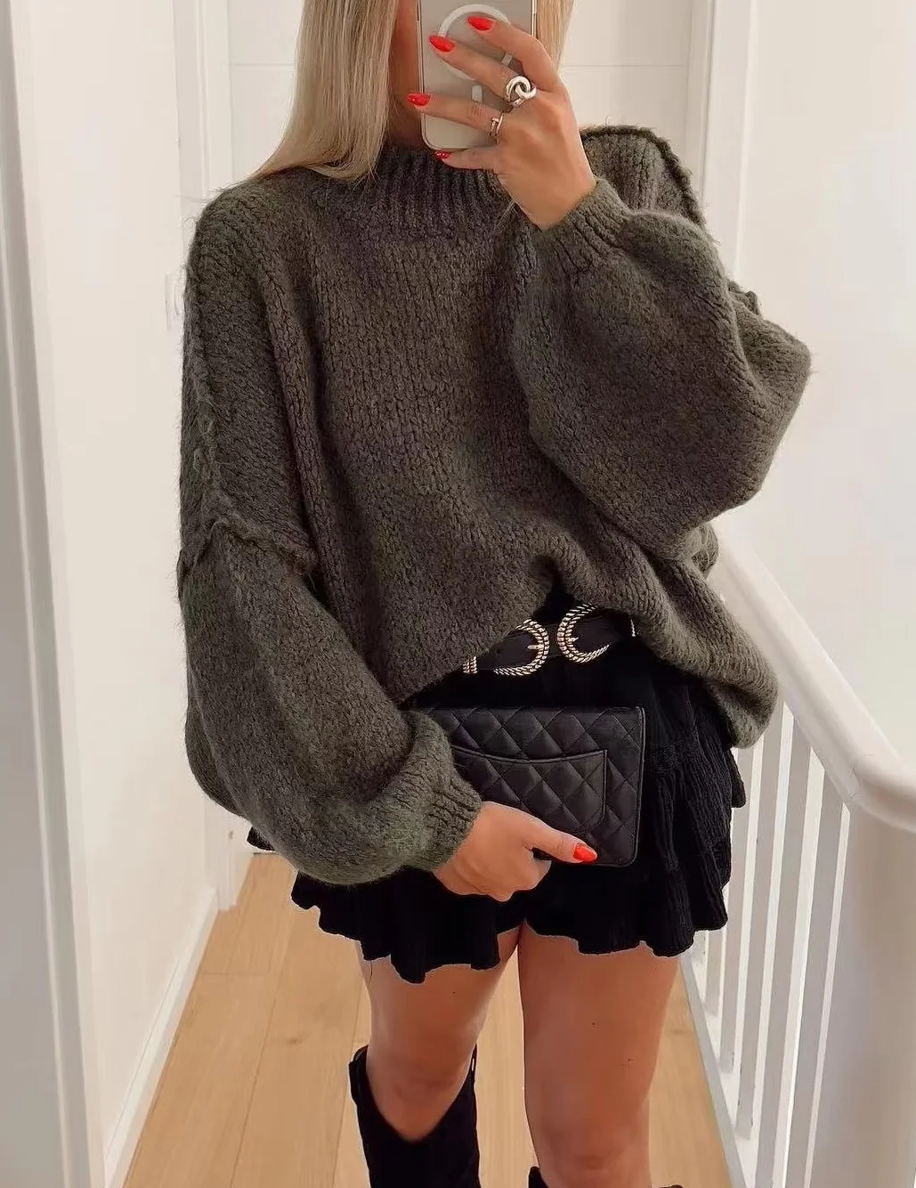 Autumn/Winter Round Neck Pullover Bat Sleeves Sweater Women Woolen Candy Color Thin Knitted Tops