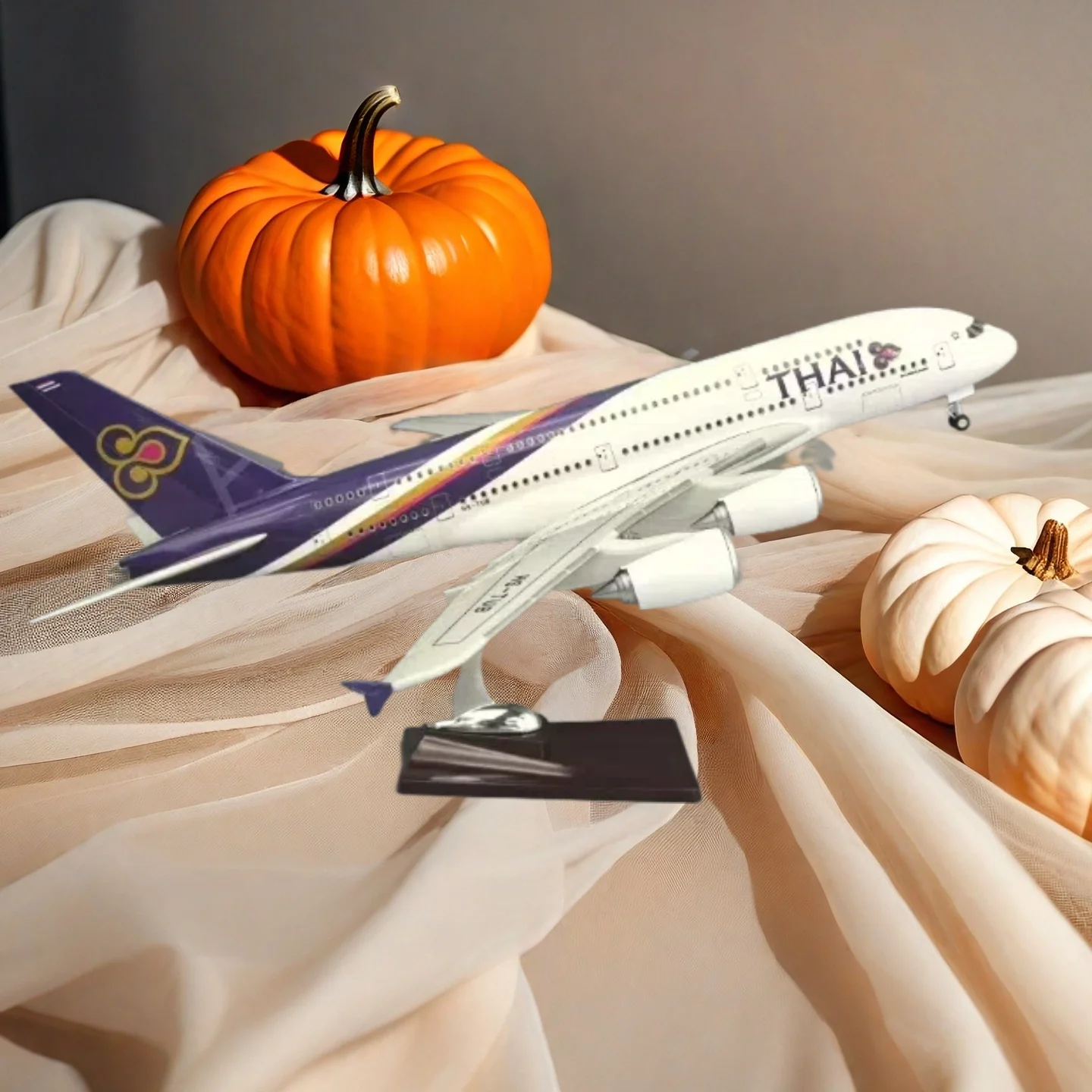 

Airplane Model A380 Thai Airlines 47cm 1:160 Scale Diecast Resin Openable Cabin Door With LED Light Christmas Airplanes Decorati