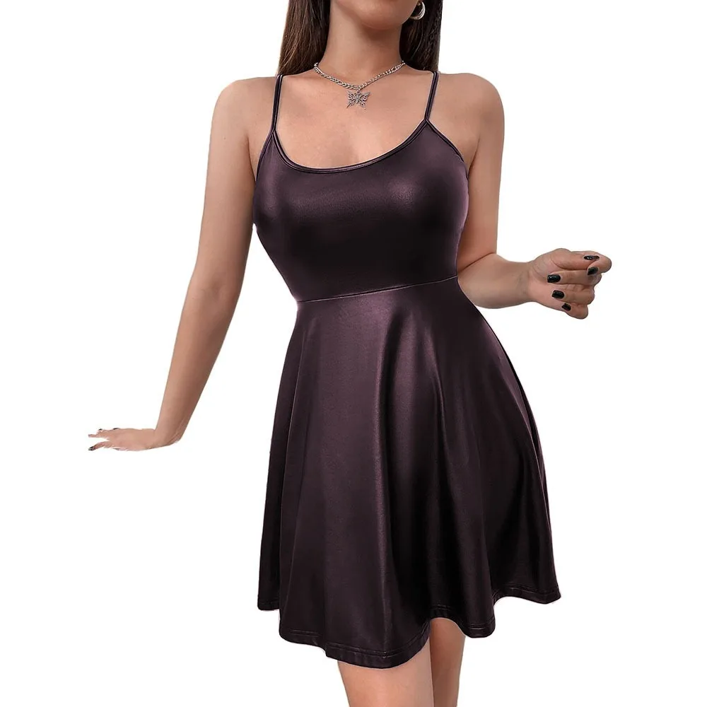 Vestido de tirantes finos de cuero PU mate para mujer, camisola Sexy sin mangas, vestido plisado de corte en A, traje de baile Rave para Festival, ropa para discoteca