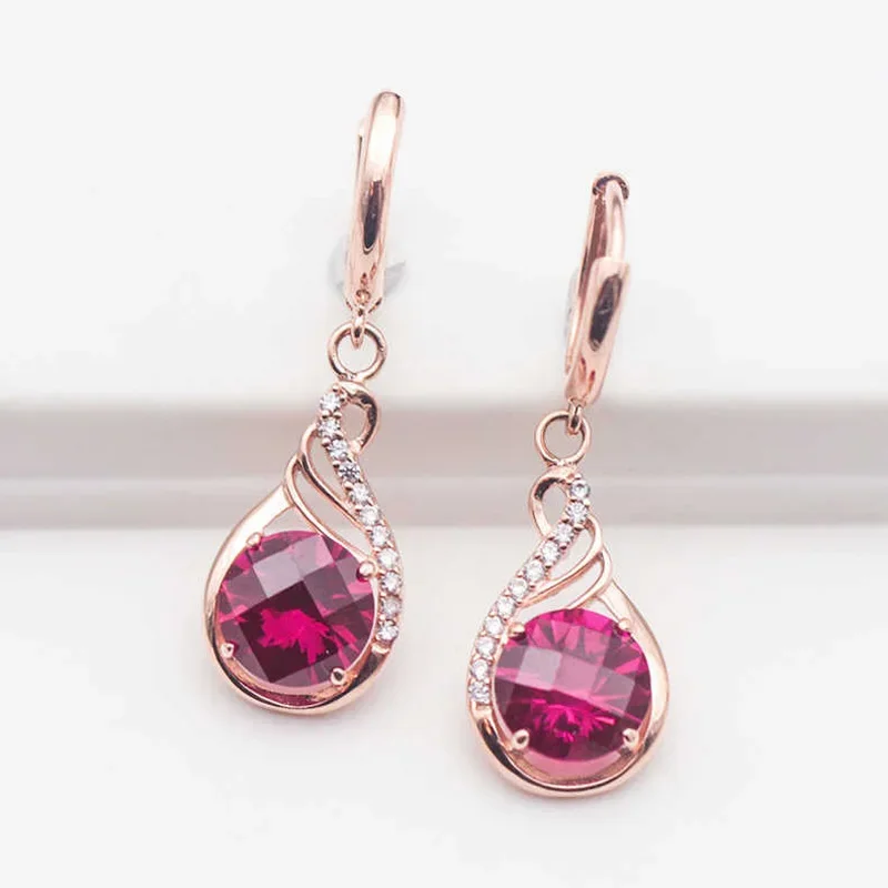 Classic Elegant Inlay Ruby Earrings for Women Exquisite and Fashionable Red Gem Drop Earings Wedding Banquet Jewelry Gifts