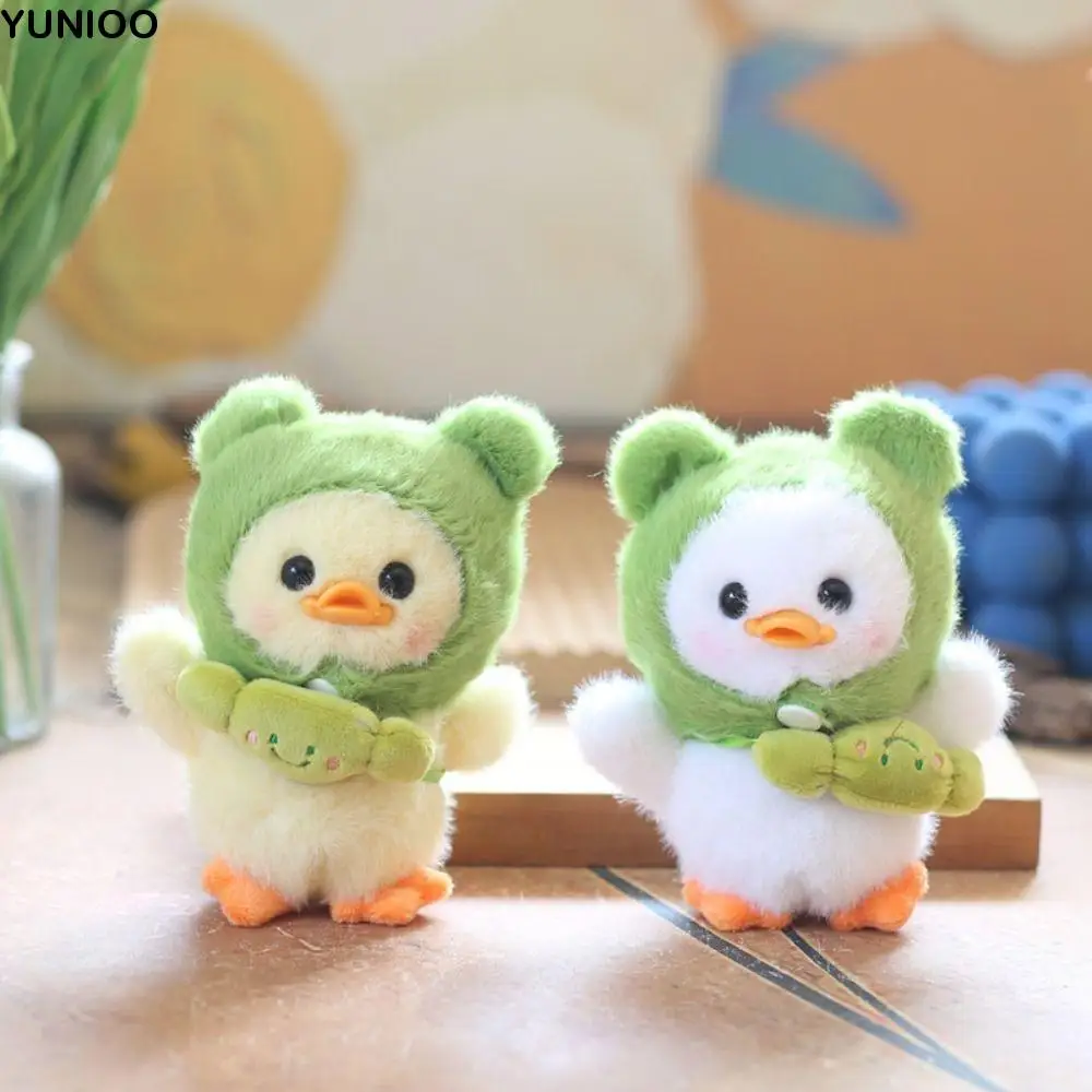 Plush Hiking Duck Plush Keychain Smile Bag Soft Hiking Duck Doll Keychain Kawaii Fluffy Spring Hiking Duck Keychain