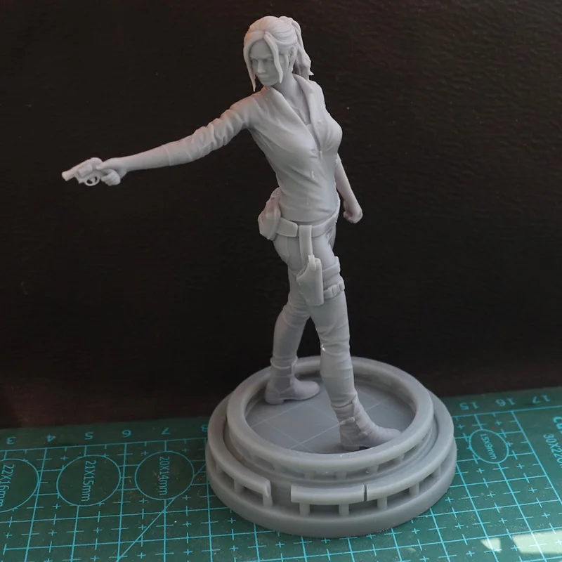 1/24 75mm 1/18 100mm Resin Model Female Girl soldier Figure Unpainted No Color RW-323