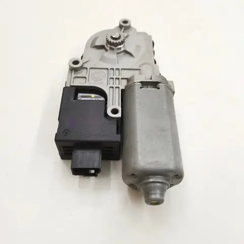 OEM:54107391782 채광창 모터 드라이브 장치는 BMW X1 F48 F49 2 시리즈 F45 F46에 적합합니다.