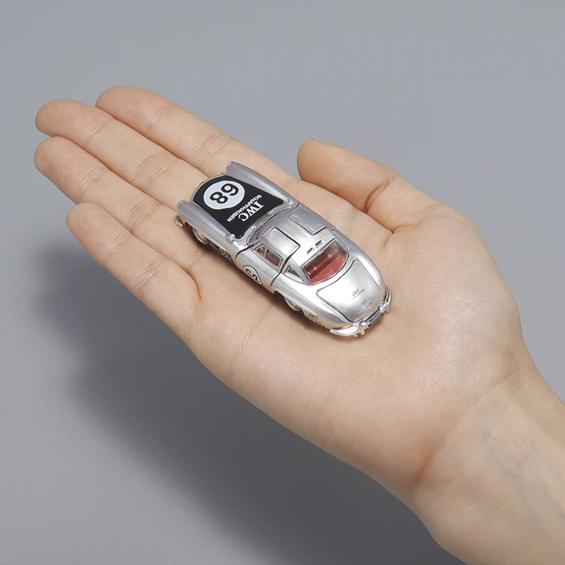 재고 있음: 1:64 1955 300SL W198 갈윙 도어 다이캐스트 시뮬레이션 합금 자동차 모델, 소년 선물 장난감, 성인 수집용 전시품.