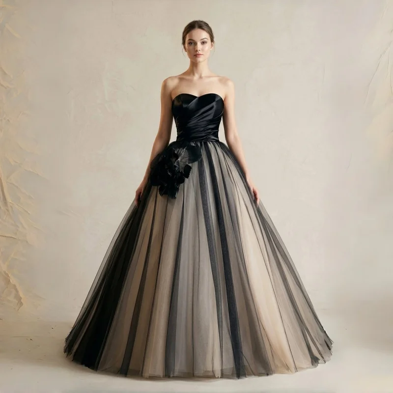 Black Satin Sweetheart Neck Ballgown Gradient Tulle Skirt With 3D Floral Detail Evening Gowns Wedding Dress Customizable