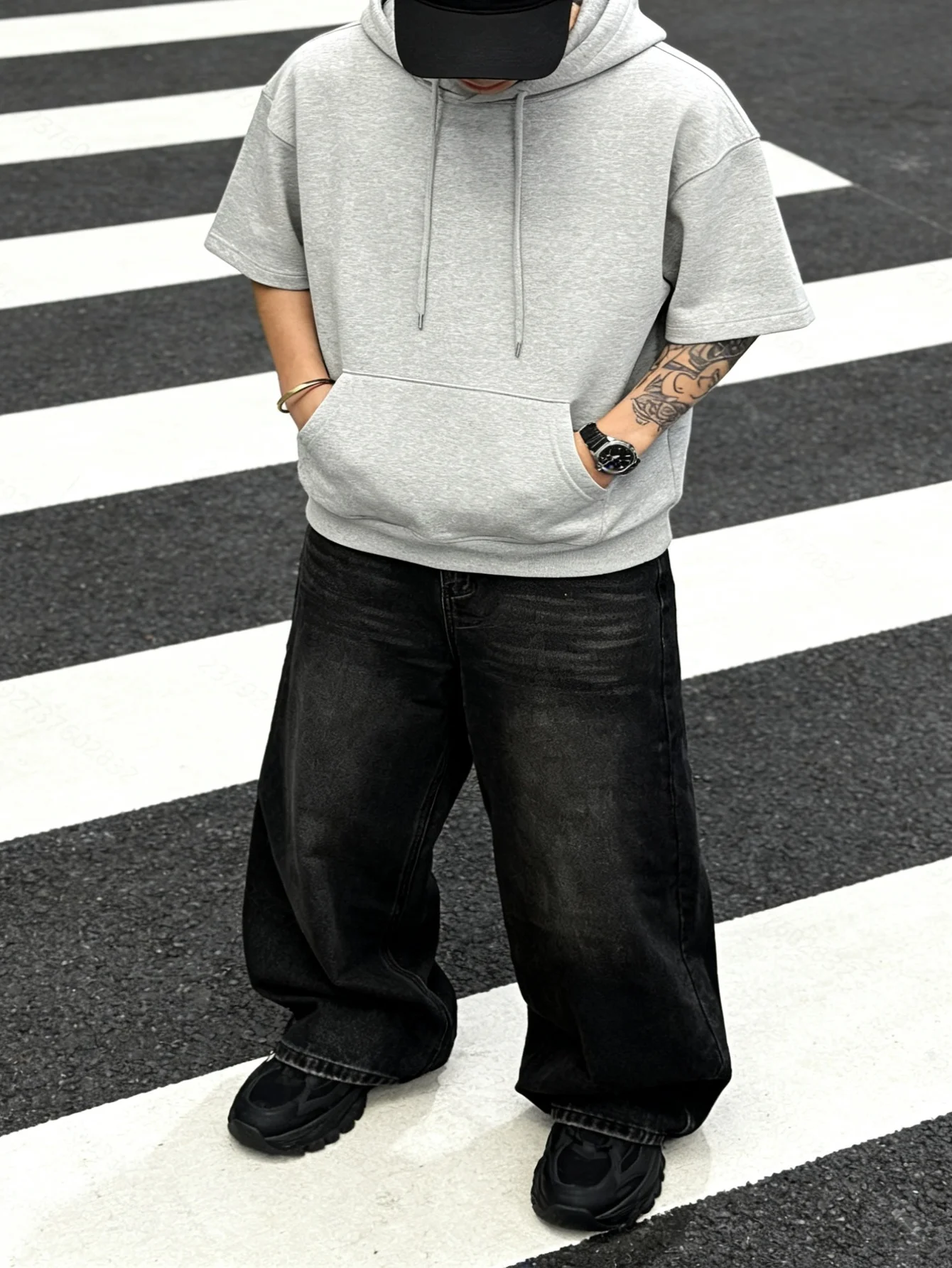 

Casual Slim Fit Jeans for Man Original Y2K Drip Style Soft Denim Jeans Pants Trendy and Comfortable with Free Shipping