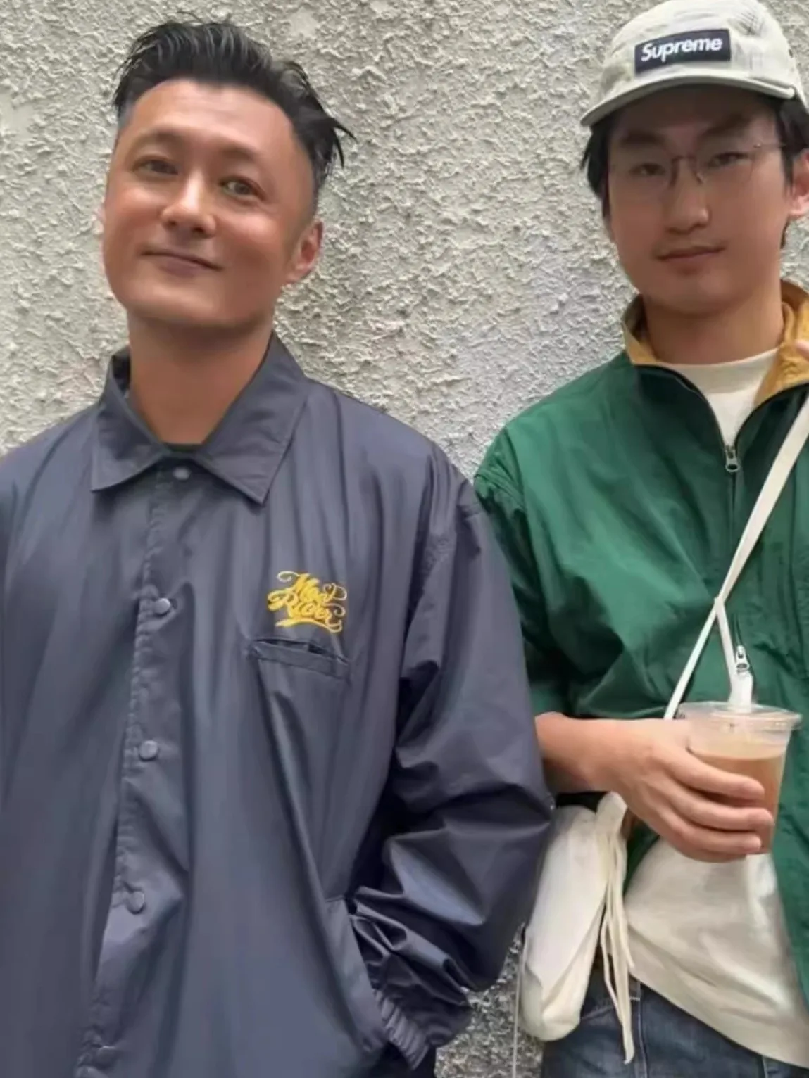 

Madn Wu Wen Le 24SS Вышитый рыцарский воротник Свободная повседневная нейлоновая водонепроницаемая верхняя одежда Jaet Молодежная модная длинная све
