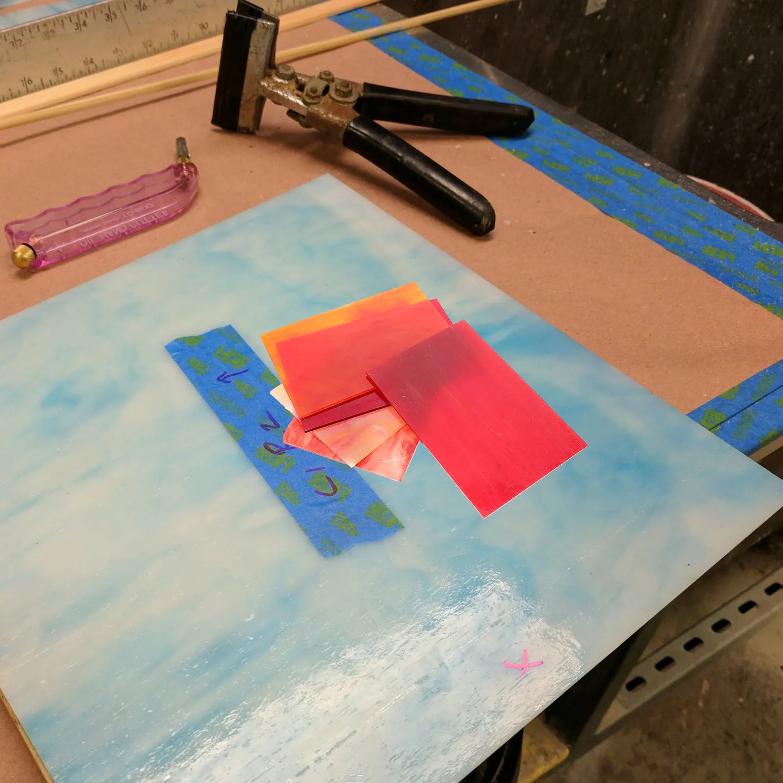 

4Pcs Glass Mosaic Tiles Wear-Resistant Smooth Surface for DIY Home Store Decoration Crafts Art Supplies Mixed Glass Pieces