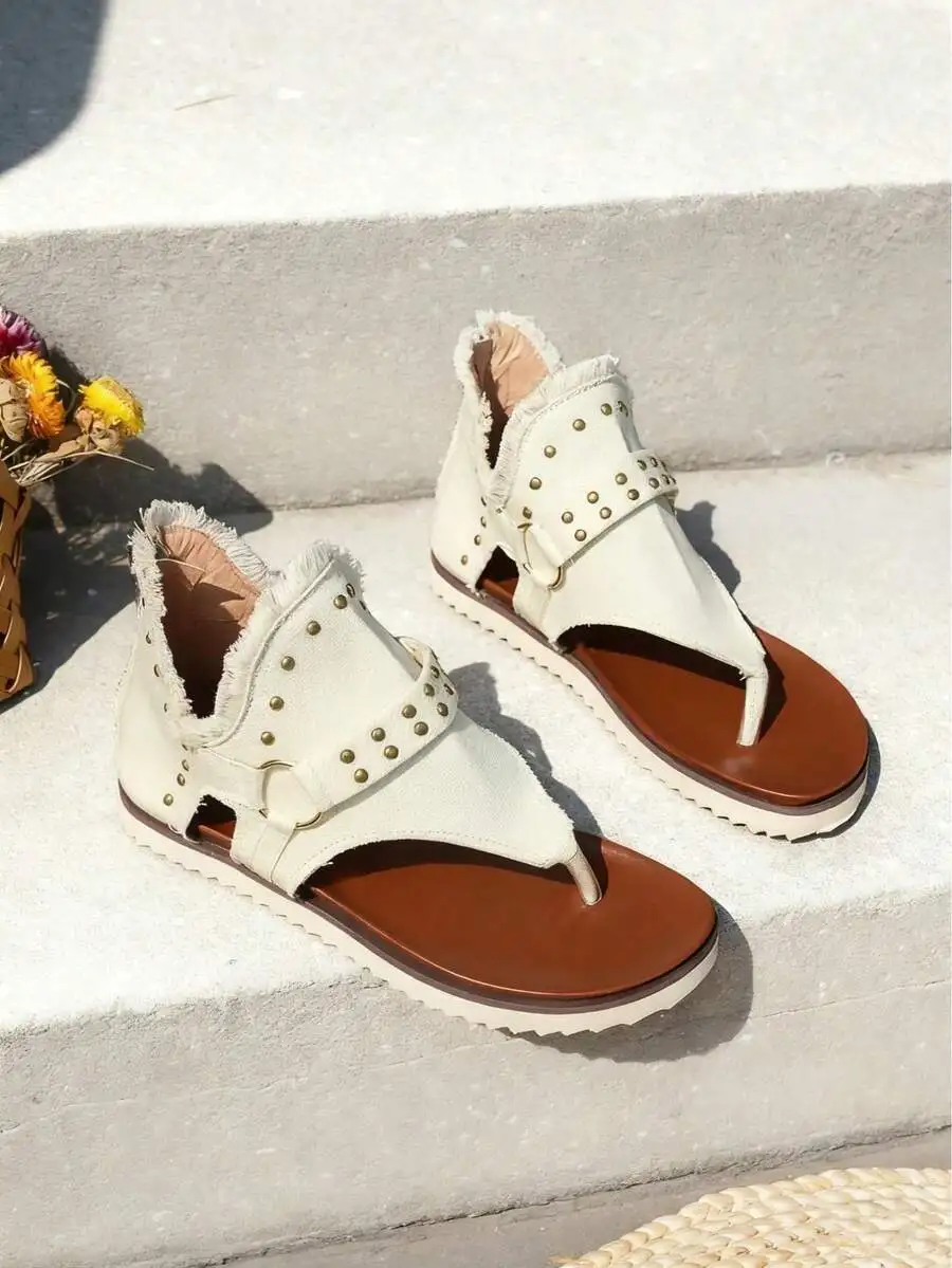 

Womens Platform Flip Flops With Rivets Adjustable Buckle Strap Boho Chic Sandals For Beach And Street