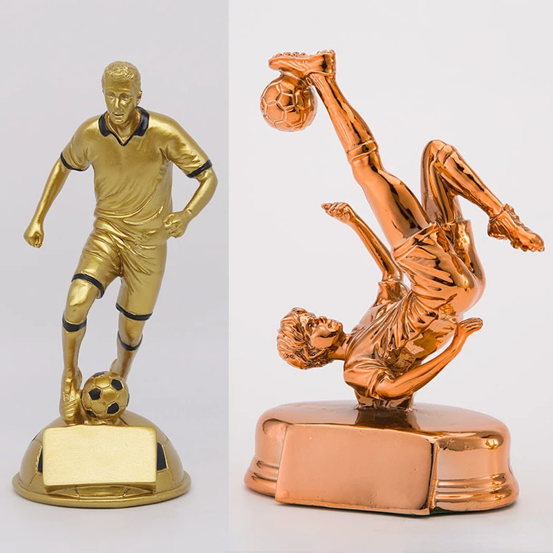 Resin Football Player Trophy Statue Soccer Figurines Home Office Desk Decoration Football Fan Gift Souvenir Gold Silver Bronze