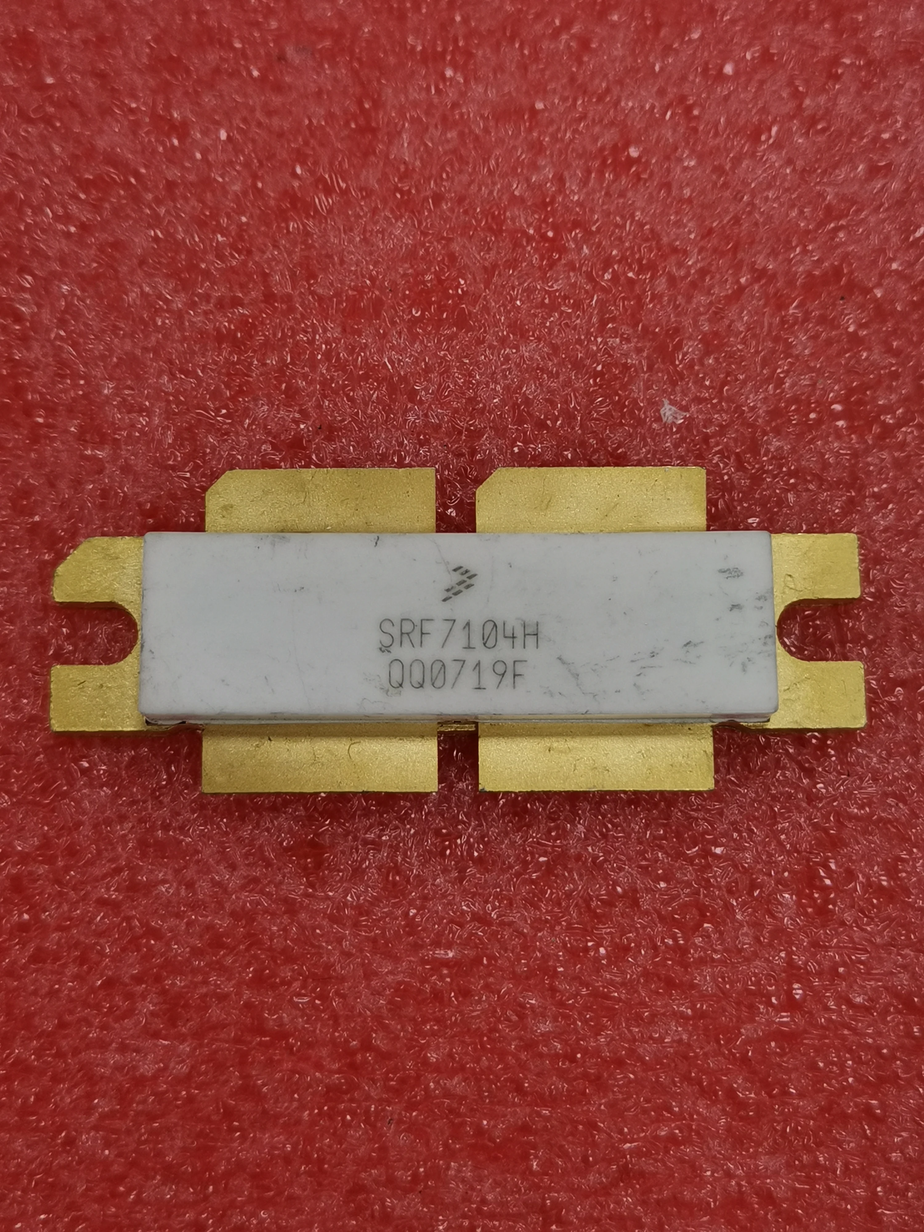 SRF7104H   1 unit price excluding tax HF tube RF power tube amplifier RF module resistor and capacito