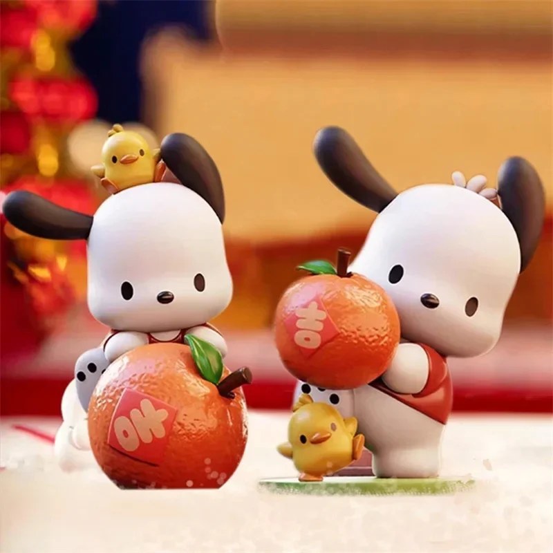 Figura de Anime Miniso Sanrio Pochacco, Serie de la buena suerte, adornos Kawaii Hug Orange Ver, modelo de Pvc, decoración de Año Nuevo, regalo de Navidad