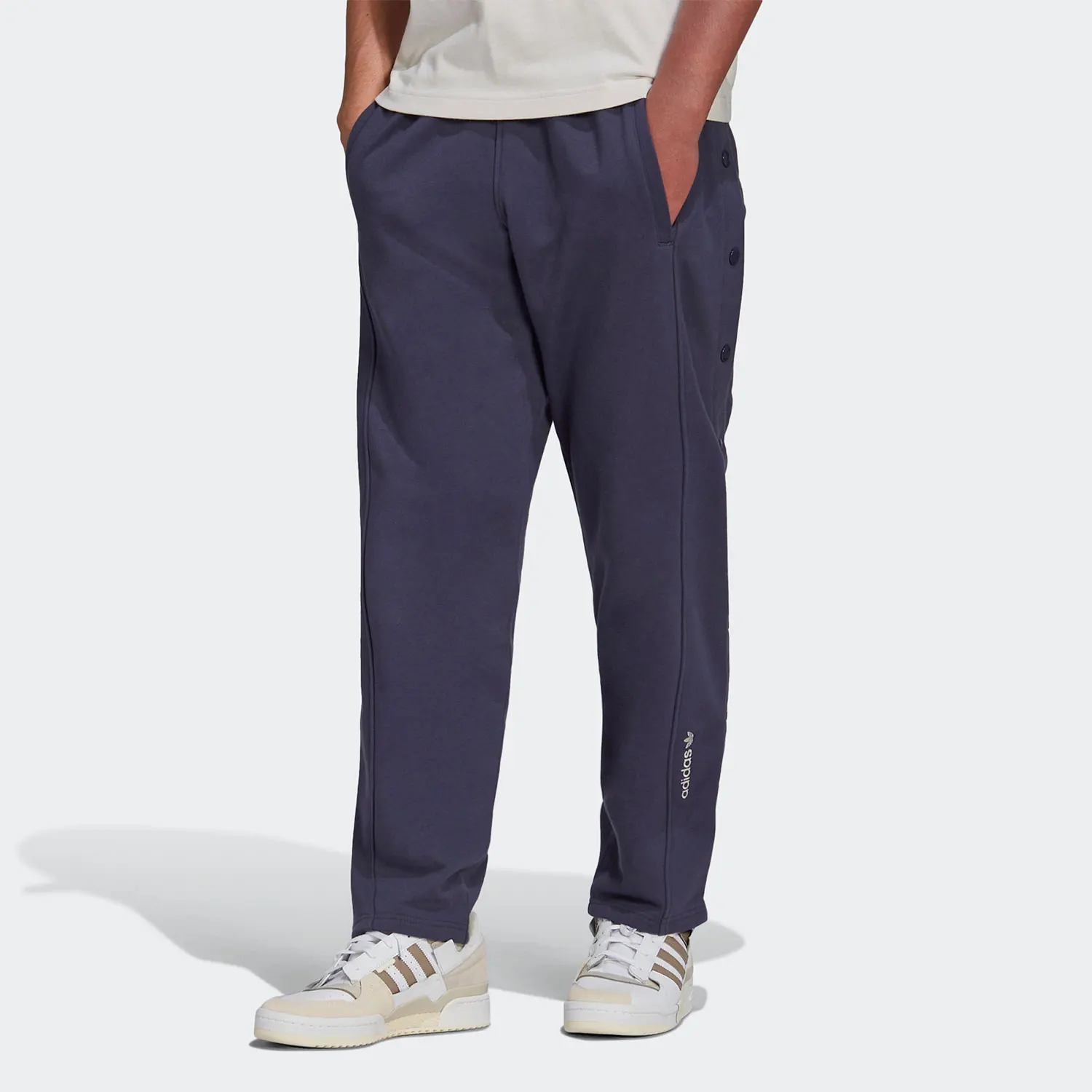 

Оригинальные мужские трикотажные удобные дышащие брюки Adidas Three-Leaf Clover на пуговицах HN0378