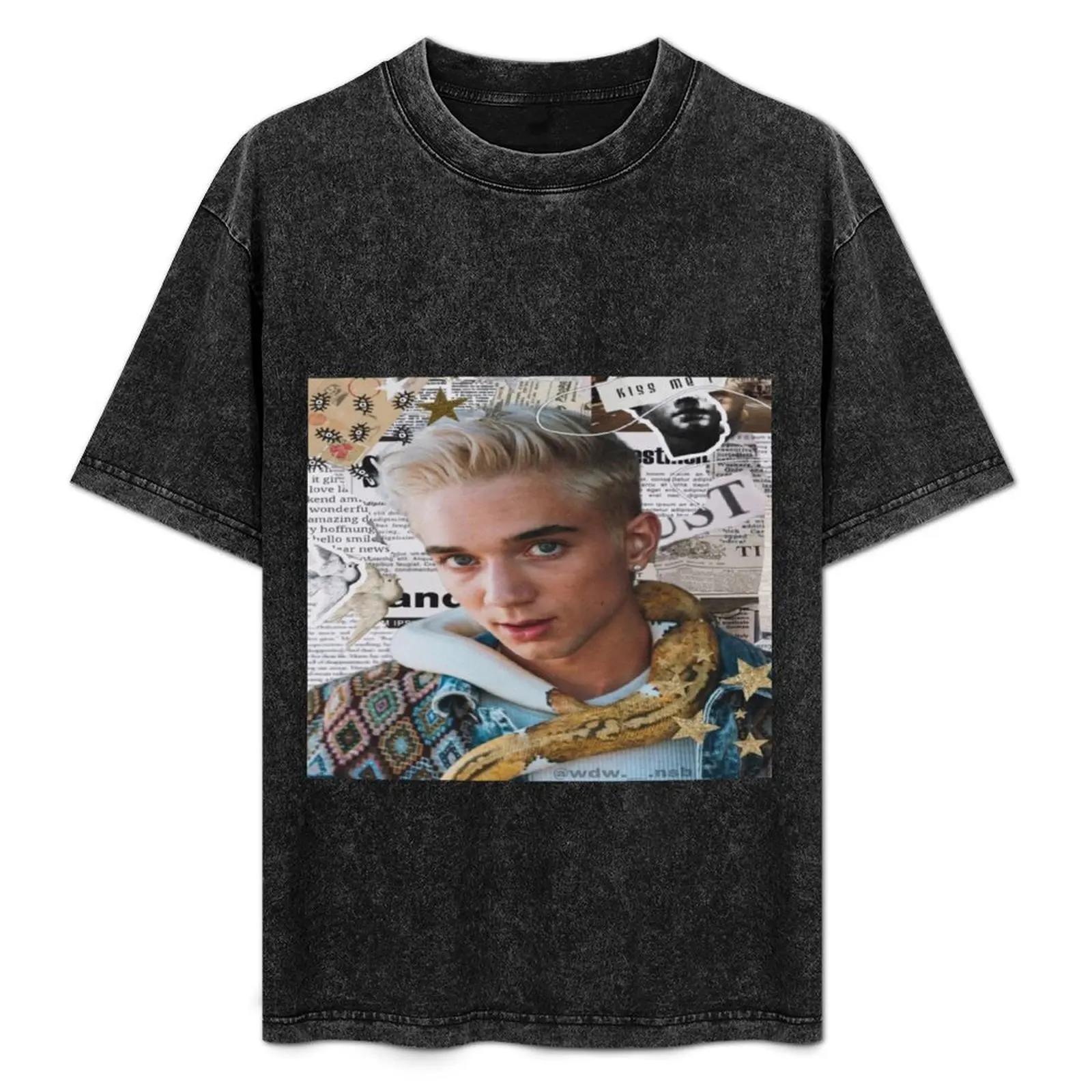 

Why Don't We <3 T-Shirt Halloween Casual T-Shirt