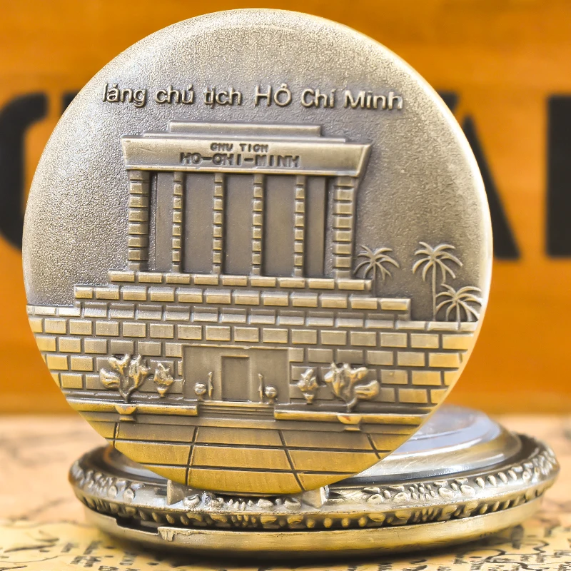 Vintage Bronze Steampunk Features Architectural Sculpted Quartz Pocket Watch Necklace Pendant Clock Chain Men Women Chain Gift