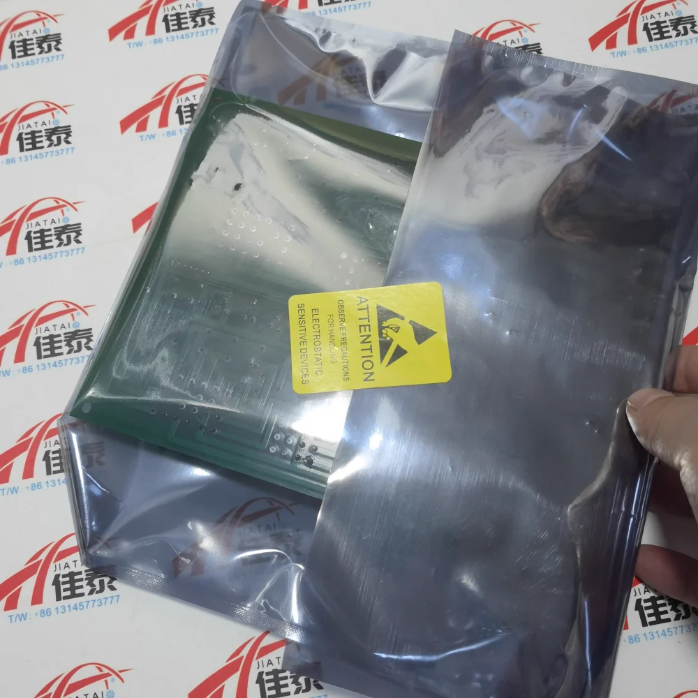 

A new central air conditioner 025L03042-000 REV A output relay board 025L03042-000