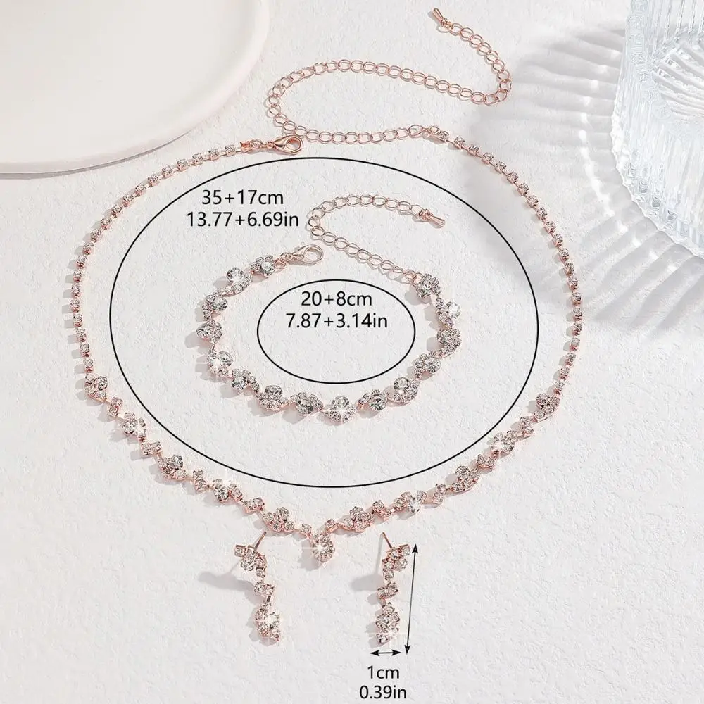 مجموعة مجوهرات الزفاف الكريستالية اللامعة أقراط الماس حجر الراين الفاخرة الرائعة قلادة مأدبة