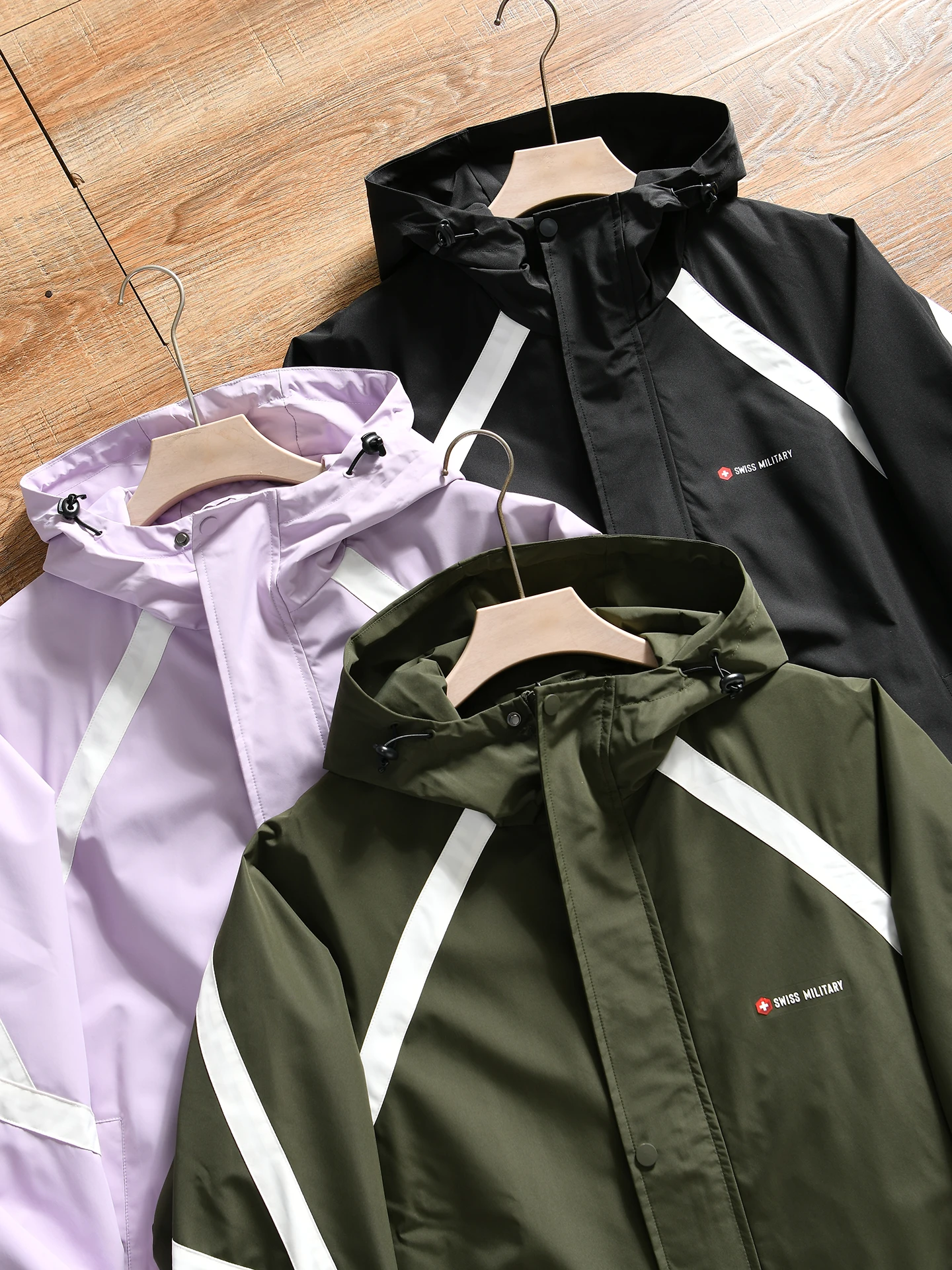 Men's Outdoor Windproof Water-Resistant Jacket Autumn Winter Sports Casual Fleece Lined Composite Fiber Standard Fit Coat