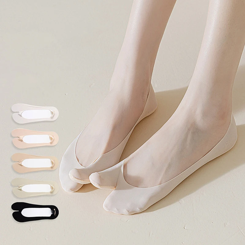 Durable Summer Two-Toe Socks for Women, Ultra-thin, No Show, Invisible Liner Boat Ankle Socks, Perfect for Tabi Style
