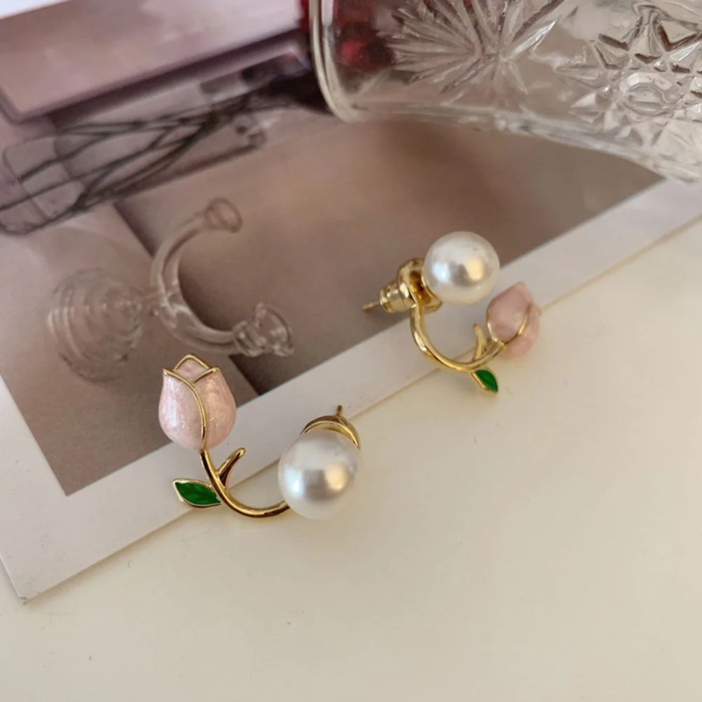 

Pearl Ear for Women Pink Tulip Ladies Earrings Design Earrings Alloy Material Durable Ladies Jewelry Small Ear Studs