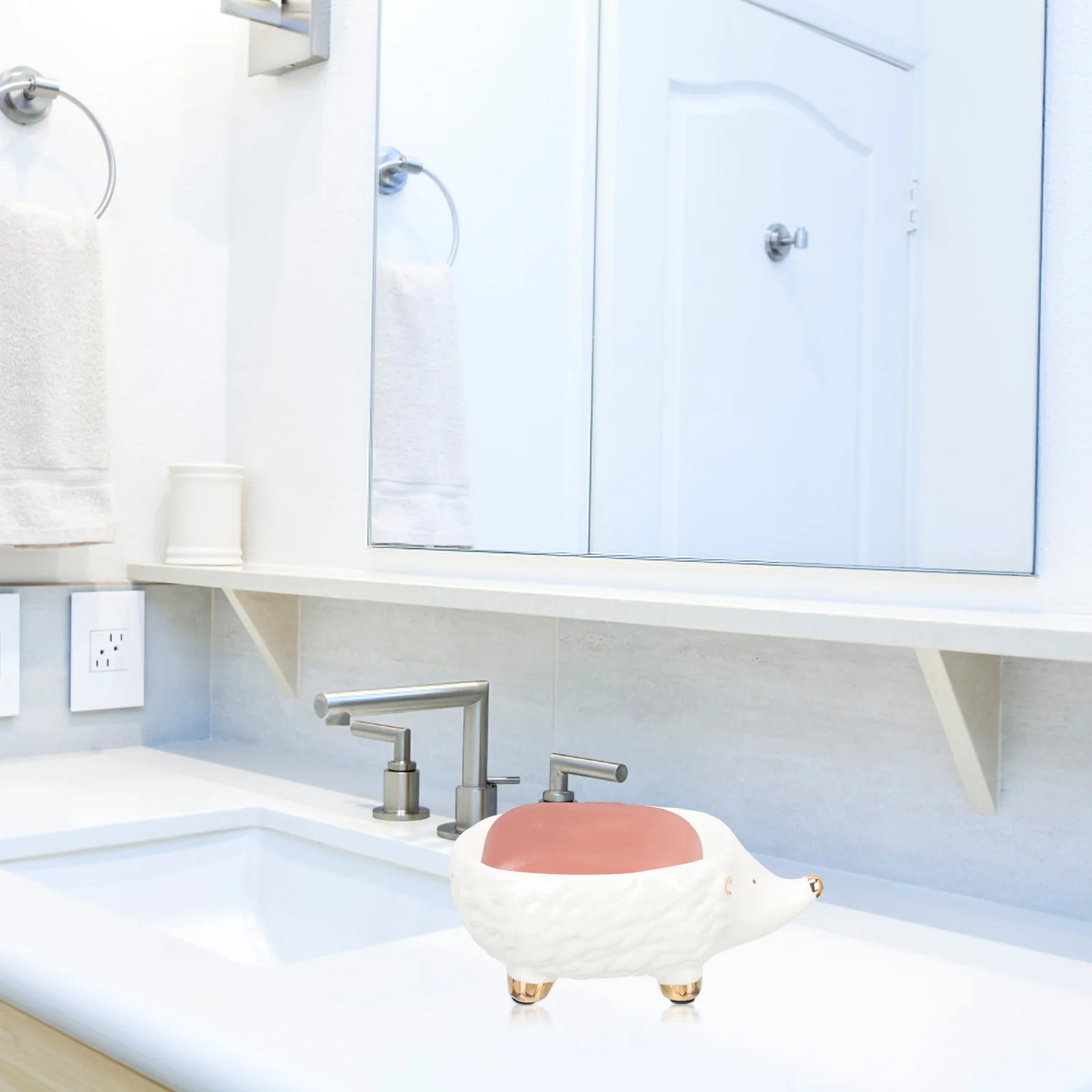 

Hedgehog Shaped Ceramic Soap Holder Multi Purpose Soap Stand for Toiletries Sponge Storage Nordic Style Bathroom Home Supply