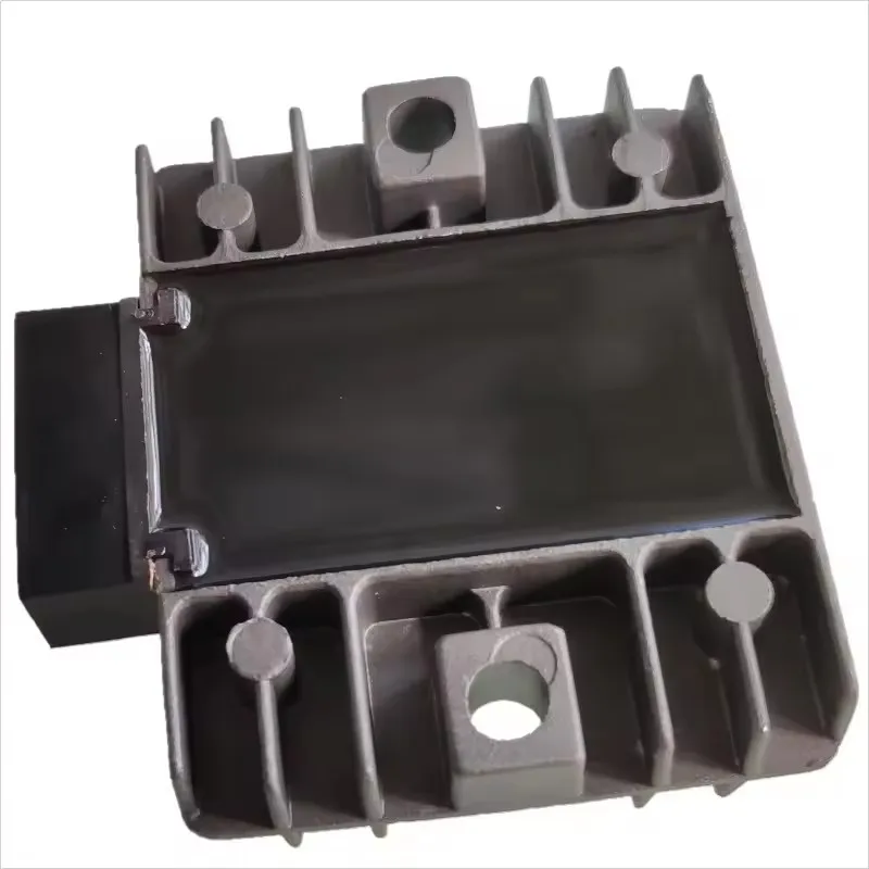 Motorcycle Voltage Regulator Rectifier for Suzuki YAMAHA Majesty ZUMA 50F YW50F Part Numbers 3B3-H1960-00-00 4HM-81960-00 5ML-H1