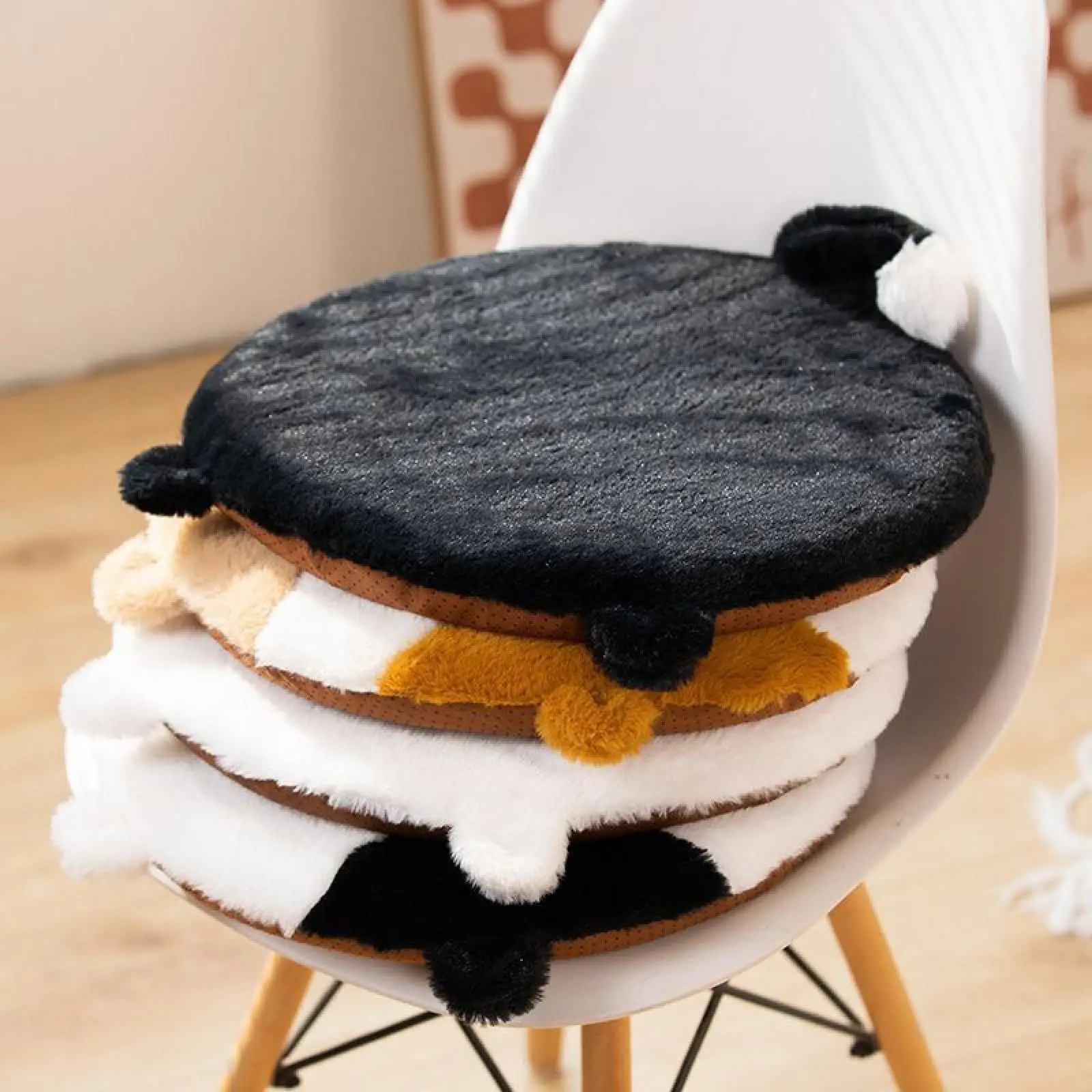Heart-shaped Seat Cushion, Decorative Sofa Cushion, Portable, Practical And Multifunctional, for Bedroom, Winter Office